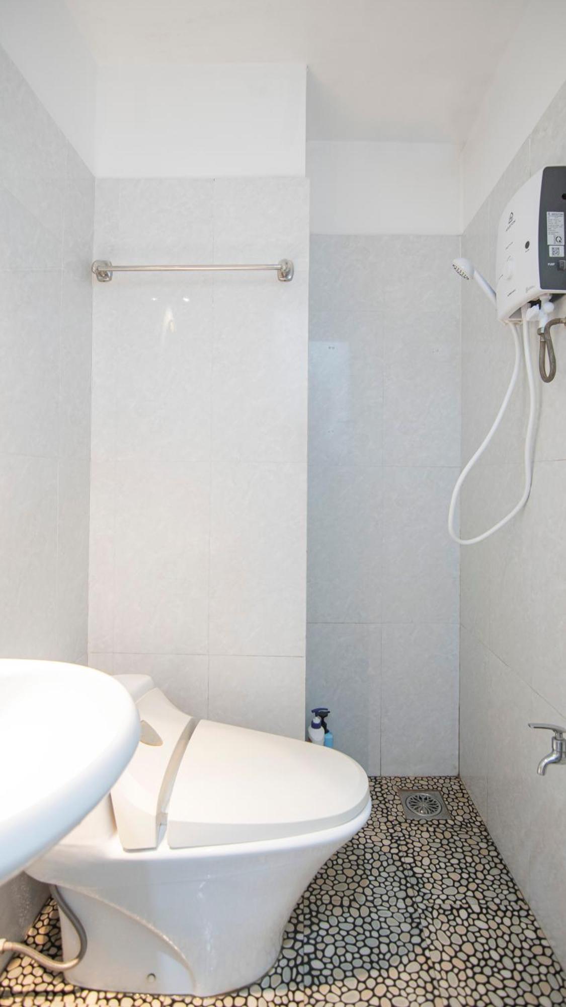 Entire House With Full Amenities - Near Bui Vien Walking Street , District 1