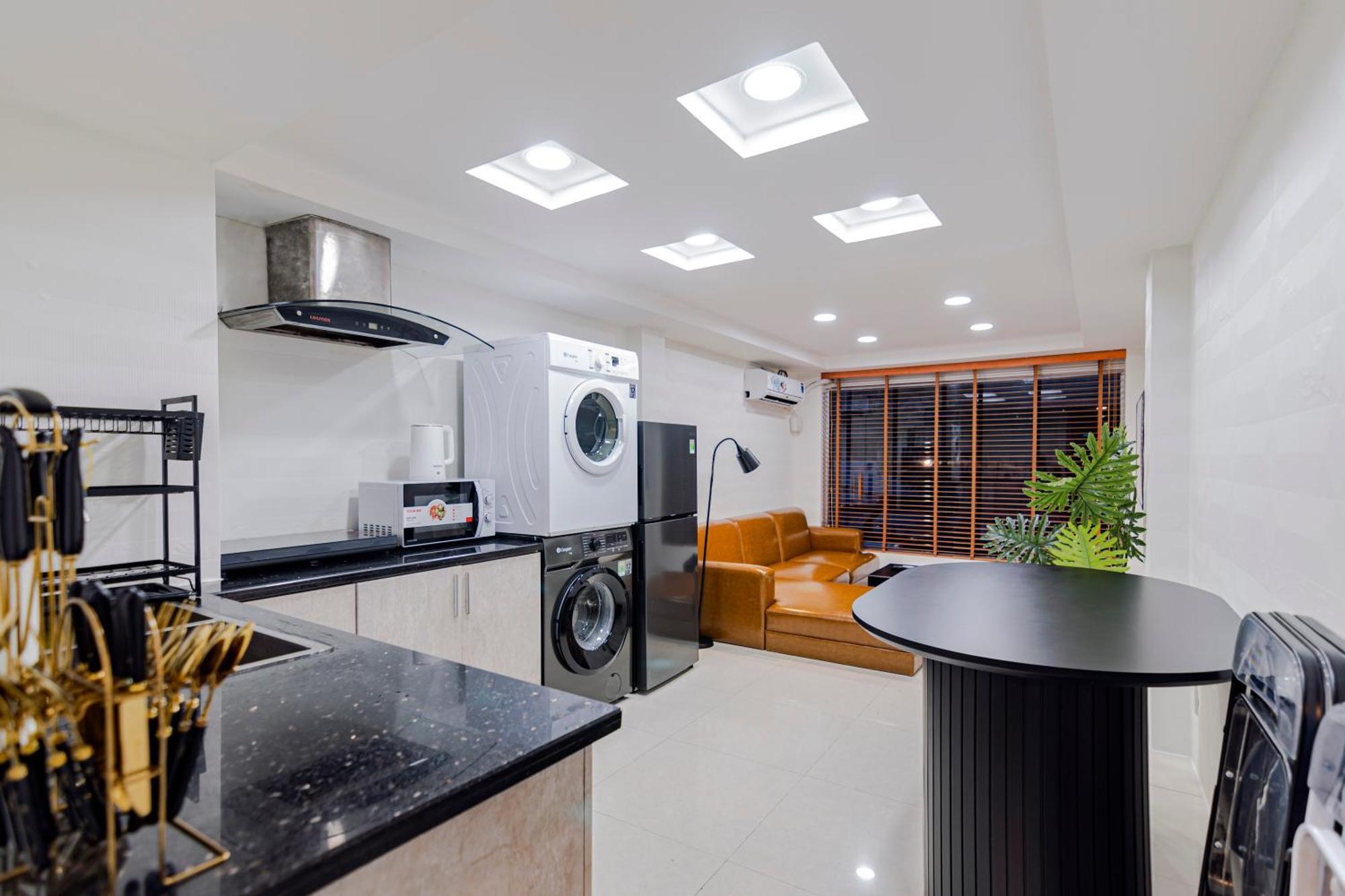 Entire House With Full Amenities - Near Bui Vien Walking Street , District 1