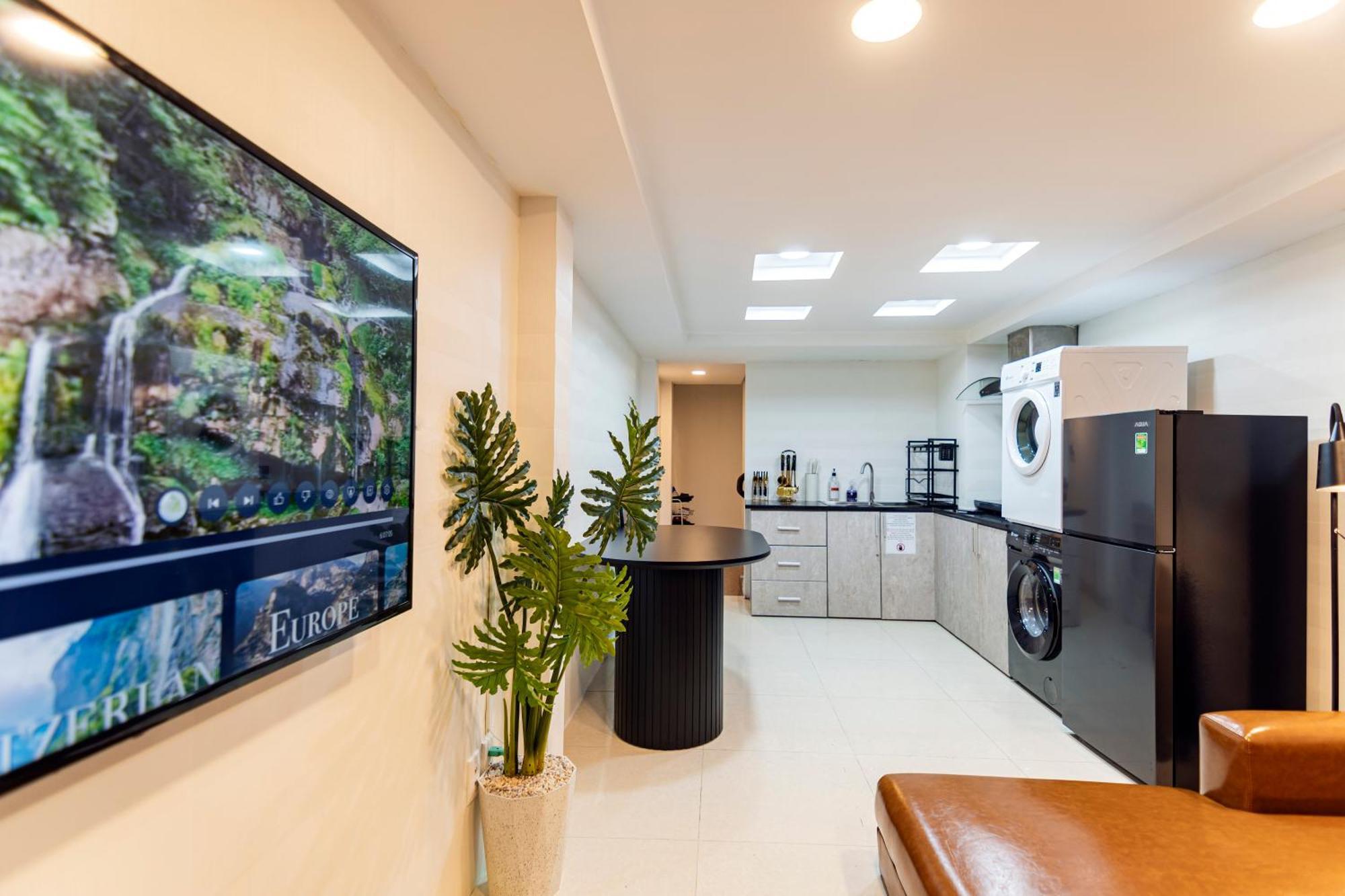 Entire House With Full Amenities - Near Bui Vien Walking Street , District 1 TP. Hồ Chí Minh
