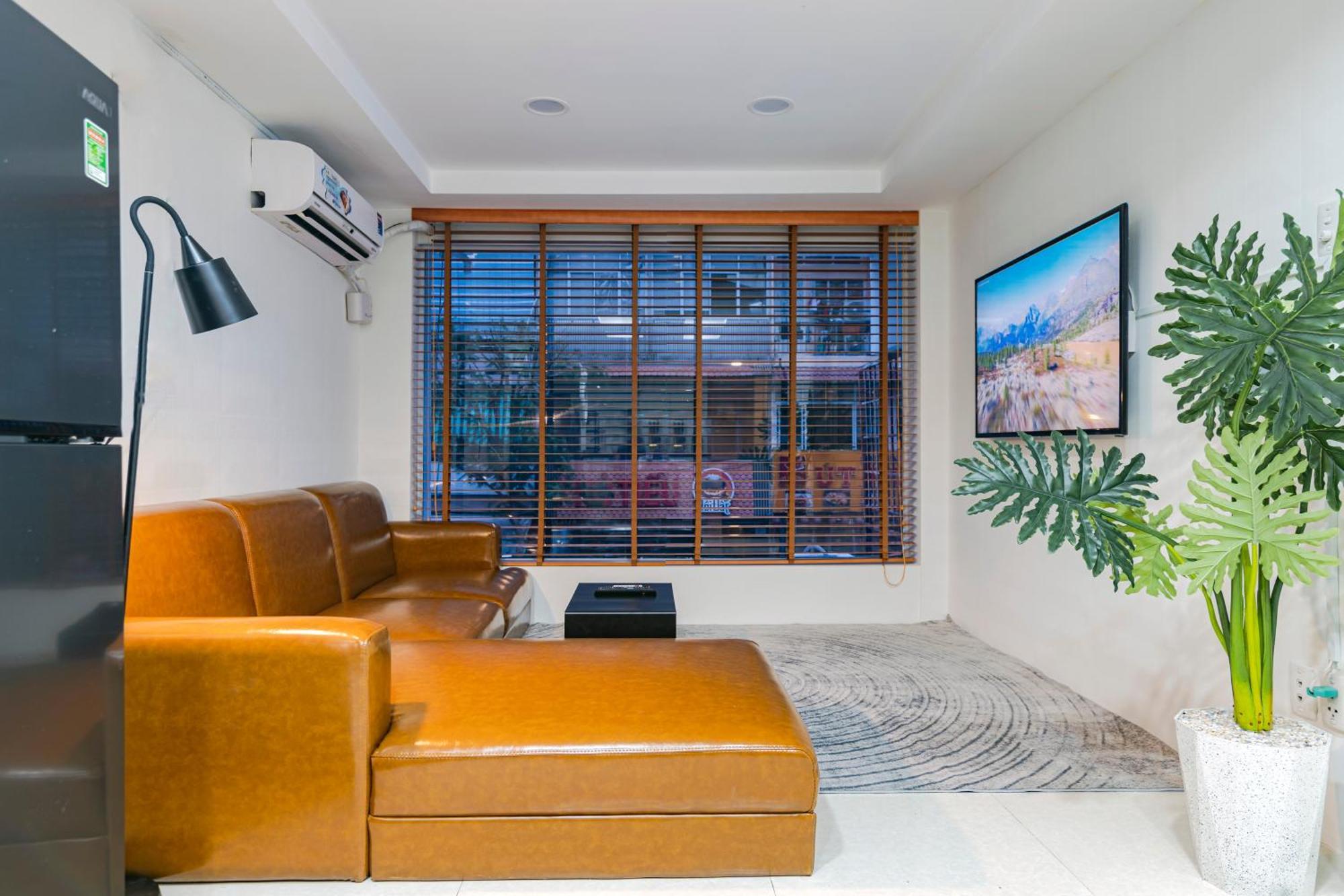 Nhà nghỉ Entire House With Full Amenities - Near Bui Vien Walking Street , District 1