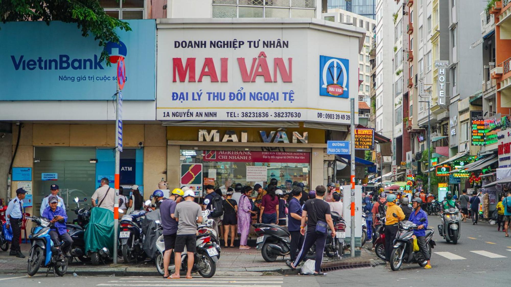 Entire House With Full Amenities - Near Bui Vien Walking Street , District 1 Nhà nghỉ TP. Hồ Chí Minh